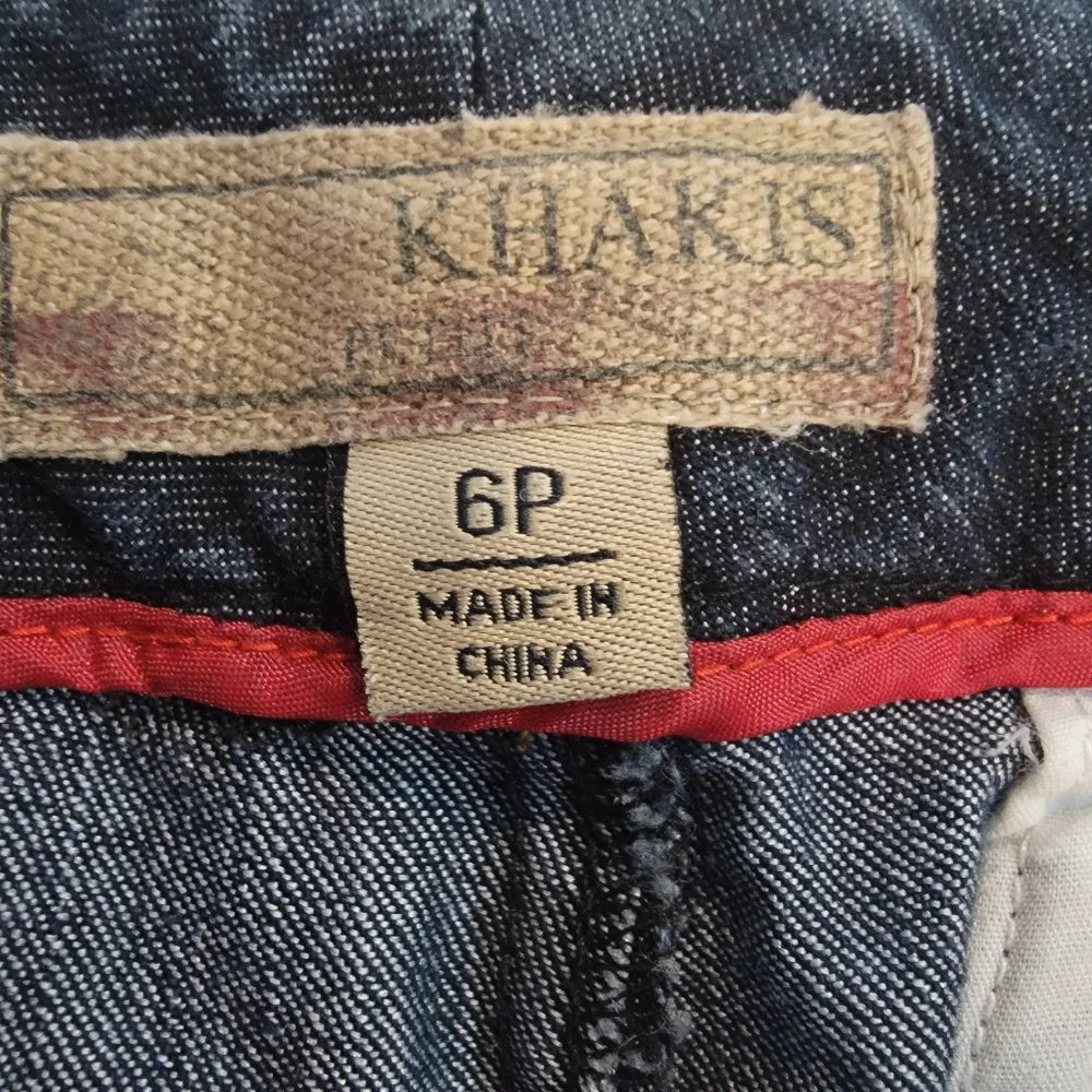 Khakis zipper closure blue jeans size 6 petit